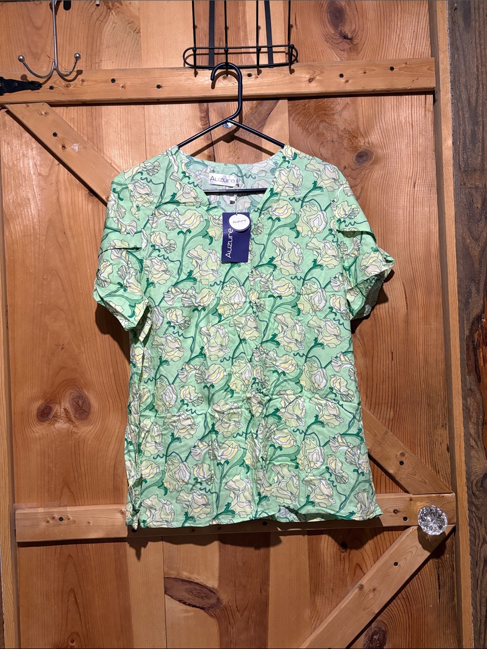 Green Floral Short-Sleeve Blouse
